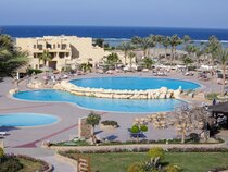 Elphistone Resort