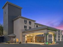 Spark by Hilton Orlando near SeaWorld