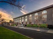 Best Western Plus Travel Inn