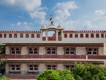 Suryaa Villa