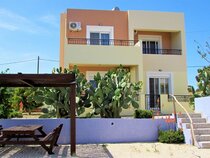 Gennadi Blue Hotel