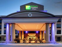 Holiday Inn Express & Suites Natchez South