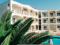 Stavros Beach Hotel