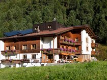 Hotel Macun