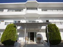 Tsambikos Apartments