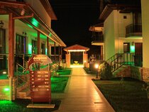 Dolphin Apart & Hotel