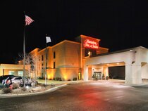 Hampton Inn & Suites Alexandria