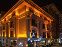 Le Petit Palace Hotel