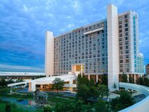 Renaissance Schaumburg Hotel & Convention Center
