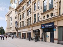 Travelodge Cardiff Central Queen Street