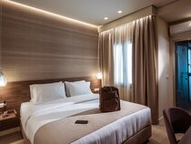 Metropole Urban Hotel