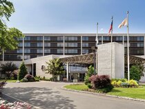 DoubleTree by Hilton Somerset Hotel and Conference Center