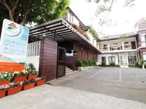 JAYAGIRI GUESTHOUSE by ZUZU