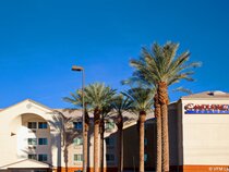Sonesta Simply Suites Las Vegas Convention Center