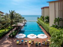 Dusit Princess Moonrise Beach Resort