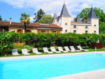 Chateau De Beauregard