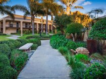 BEST WESTERN PLUS South Coast Inn