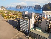 Tru by Hilton Ha Long Hon Gai Centre
