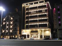 Level Nine Hotel