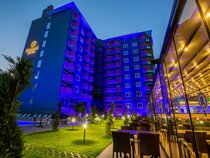 Grand Alisa Hotel
