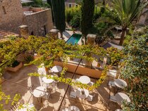Yartan Boutique Hotel
