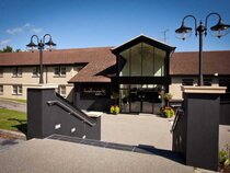 Gloucester Robinswood Hotel