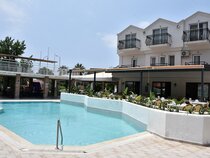 Magic Tulip Hotel