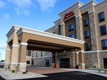 Hampton Inn And Suites Grand Forks