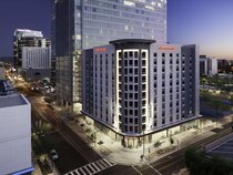 Hampton Inn & Suites Phoenix Downtown