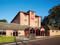 ibis London Luton Airport