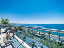 Pearly Hotel & Spa