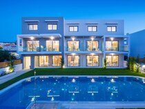 Mary Royal Suites