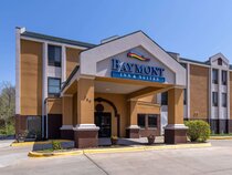 Baymont Inn & Suites Lawrence