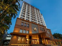 Amora Tapea Hotel