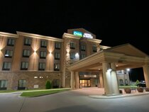 Spark by Hilton Glendive