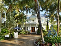 Parrot Key Hotel & Villas