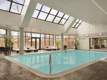 Hilton East Brunswick Hotel & Executive Meeting Center