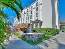 Sonesta Essential Orlando Airport