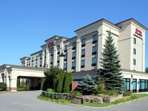 Hampton Inn & Suites Laval Quebec