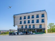 Heaven Premium Airport Hotel