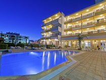 Trianta Hotel