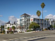 BEST WESTERN PLUS All Suites Inn