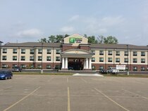 Holiday Inn Express & Suites Cambridge — Cambridge