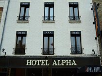 Alpha Paris Tour Eiffel