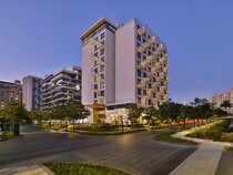 Tumbi Hotel Dubai The Palm Tapestry Collection by Hilton