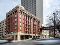 The Peregrine Omaha Downtown, Curio Collection by Hilton