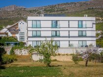 Jona Rooms Podstrana