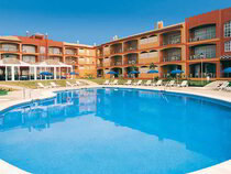 Apartamentos Leo Islamar