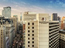 DoubleTree by Hilton Hotel Philadelphia Center City