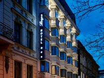 Hotel Logos